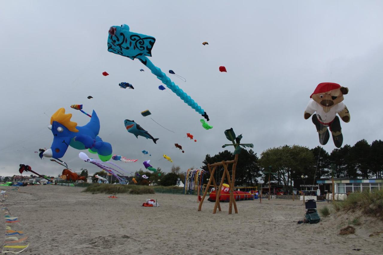 Ferienwohnungen Im Haus Strandburg Grömitz מראה חיצוני תמונה
